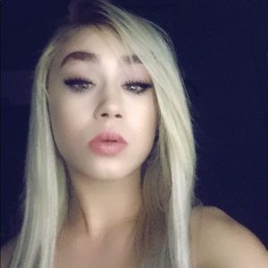 Meet your Posher, Angelina